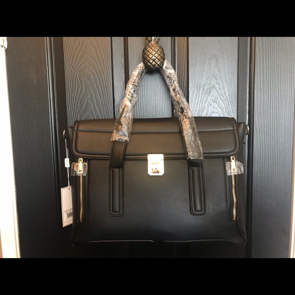 NWT shoulder leather  laptop bag